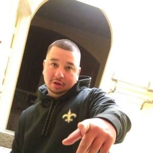 Meet your Posher, Alvaro